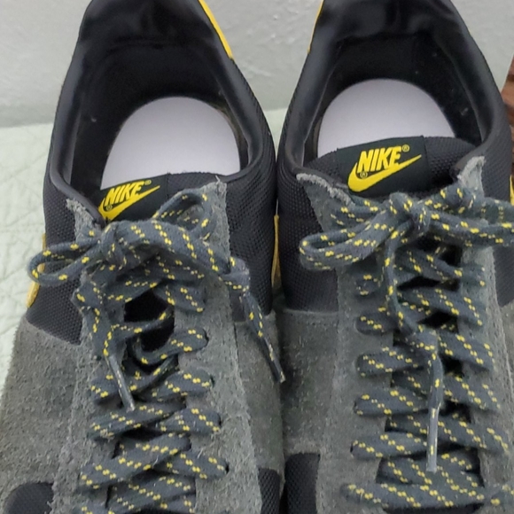 Nike shoes - Picture 15 of 15